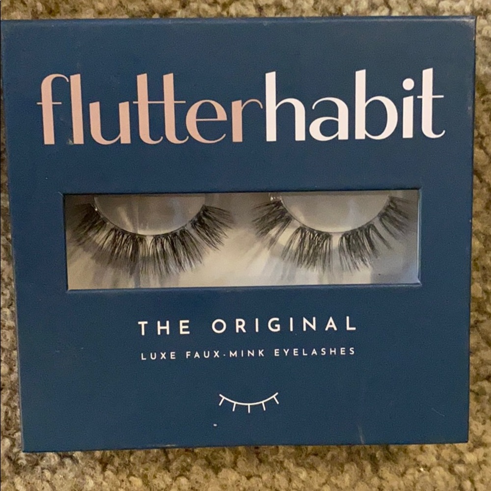 Eyelash bundle